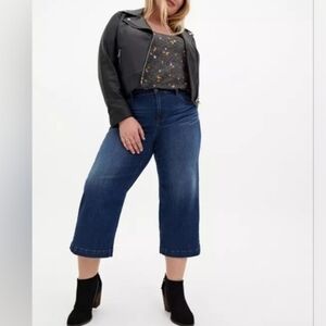 NWT Torrid High Rise Wide Leg Ankle Crop Vintage Stretch Denim Jeans Size 18